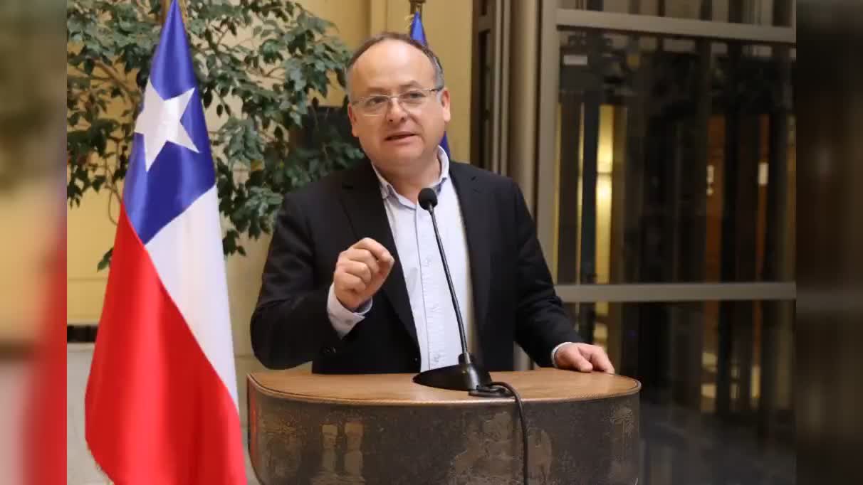 PC Chile Representative Salinas